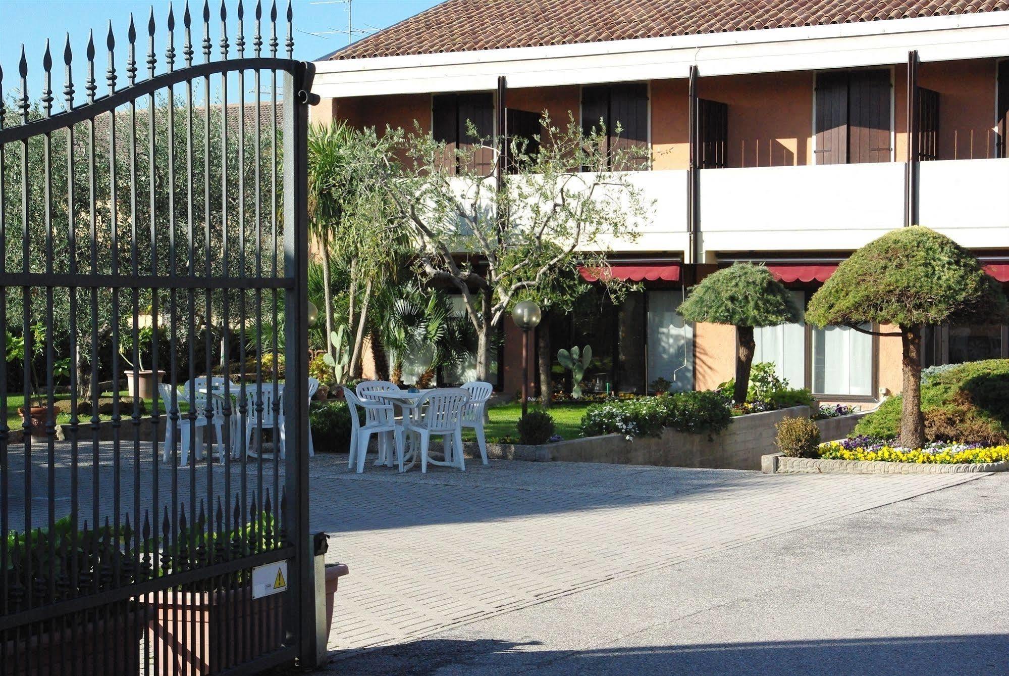 Hotel Andreis Cavaion Veronese Buitenkant foto